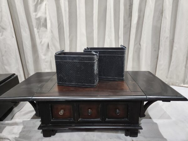 Coffee Table set and decor - Image 2