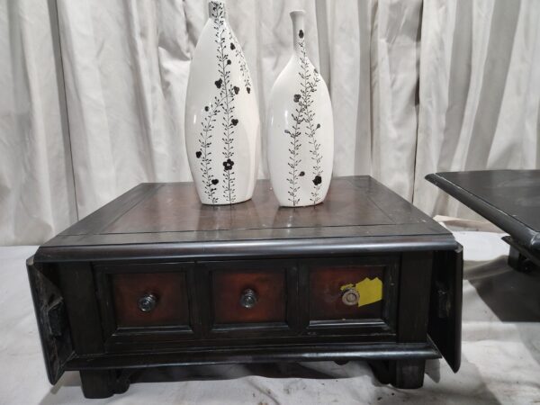 Coffee Table set and decor