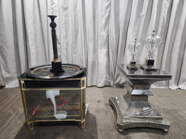 Various items for decorating