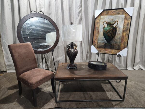 Lot of various home decor pieces